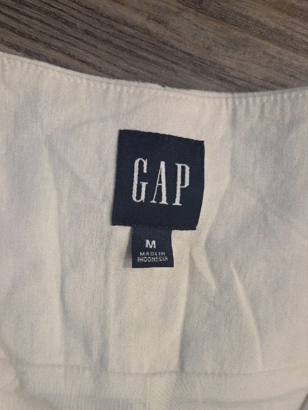 GAP Ivory Button-Front Sleeveless Tunic - Picture 2 of 3